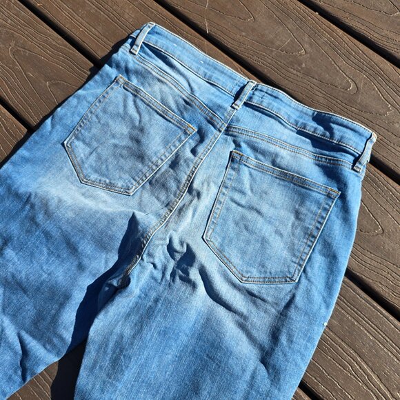 LOFT Kick Crop, NWOT size 8 / 29 - Picture 4 of 10